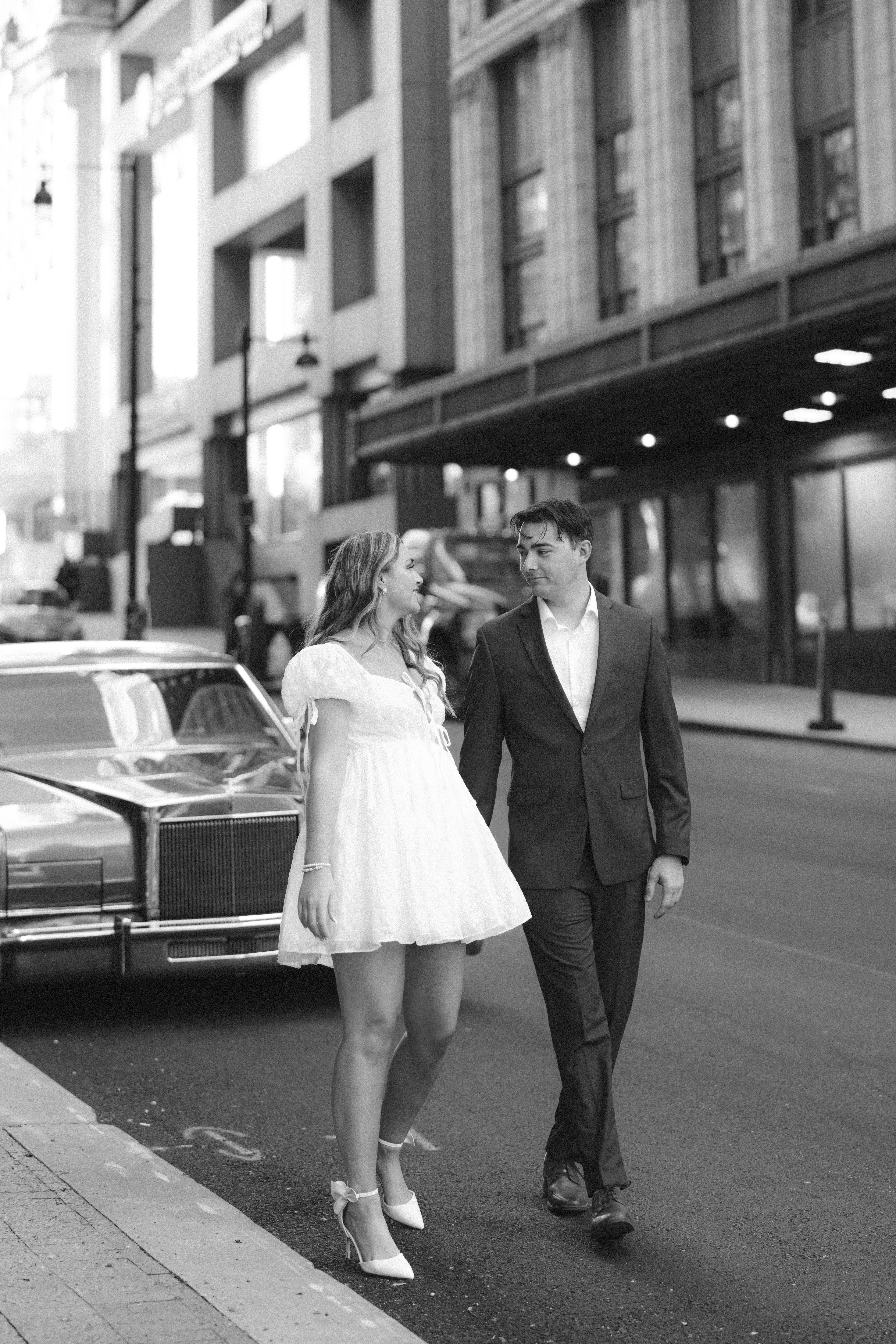 Engagement session, couple walking in Kansas city, Missouri, Tatyana Zadorin Photography